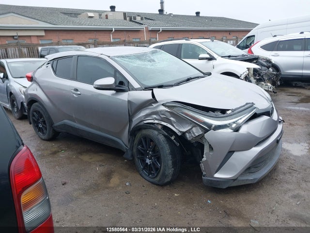 2018 Toyota C-hr Xle მანქანა იყიდება აუქციონზე, vin: NMTKHMBX9JR019212, აუქციონის ნომერი: 12580564