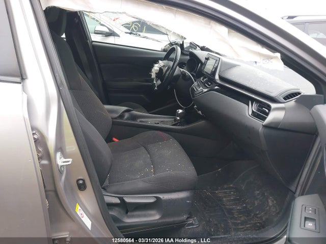 2018 Toyota C-hr Xle მანქანა იყიდება აუქციონზე, vin: NMTKHMBX9JR019212, აუქციონის ნომერი: 12580564