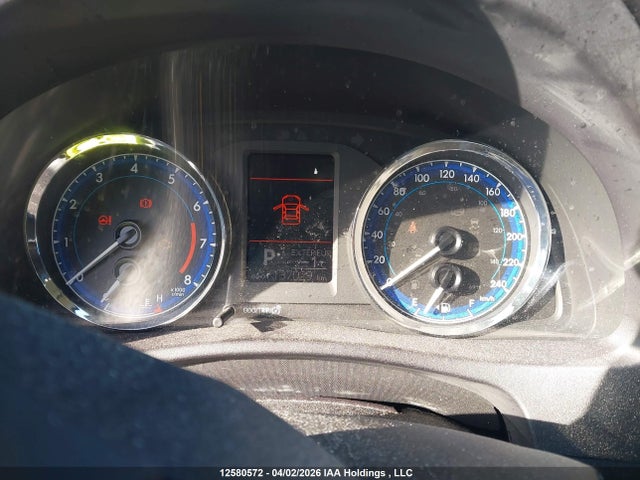 2T1BURHE1KC143923 Toyota COROLLA CE