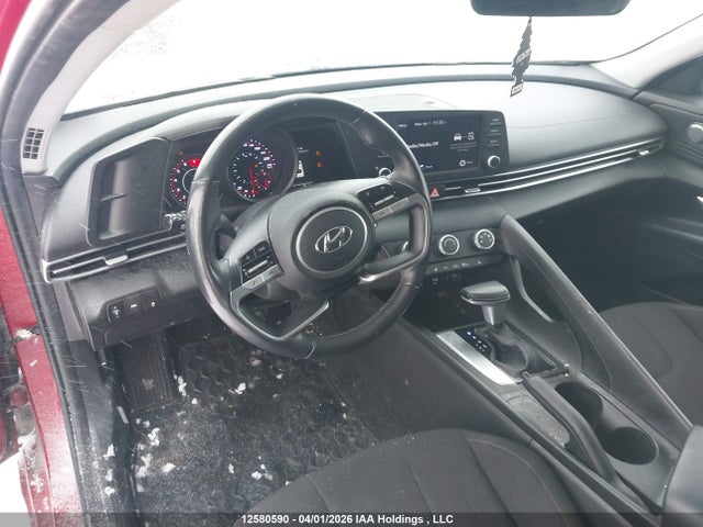 KMHLM4AG0NU244876 Hyundai Elantra Preferred Ivt