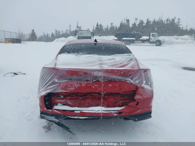 KMHLM4AG0NU244876 Hyundai Elantra Preferred Ivt