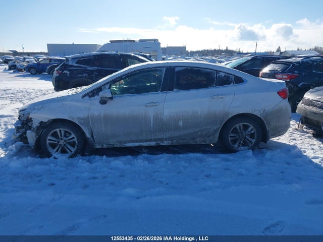 Продаж на аукціоні авто 2018 Chevrolet Cruze Lt Auto, vin: 1G1BE5SM7J7205324, номер лоту: 12553435