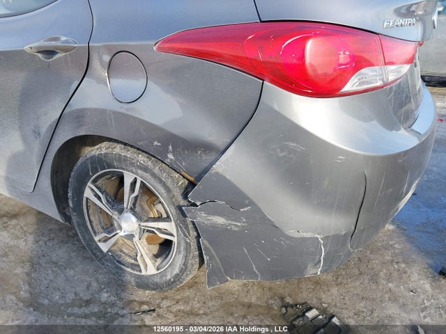 2012 Hyundai Elantra Gl მანქანა იყიდება აუქციონზე, vin: 5NPDH4AE4CH116949, აუქციონის ნომერი: 12560195