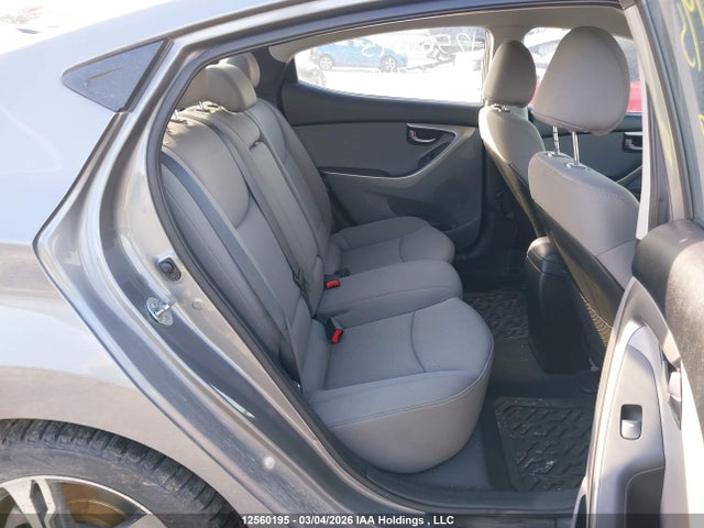 2012 Hyundai Elantra Gl მანქანა იყიდება აუქციონზე, vin: 5NPDH4AE4CH116949, აუქციონის ნომერი: 12560195