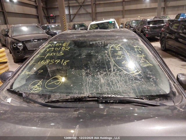 JTDKDTB3XF1583718 Toyota Prius C Technology