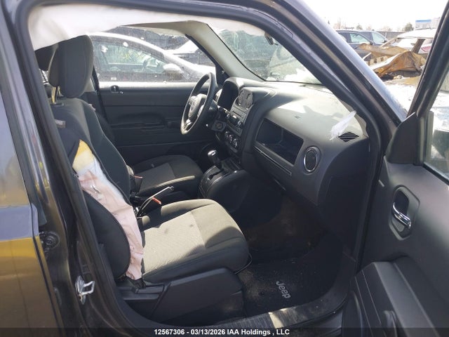 12567306 :رقم المزاد ، 1C4NJRAB8GD588529 vin ، 2016 Jeep Patriot Sport/north مزاد بيع