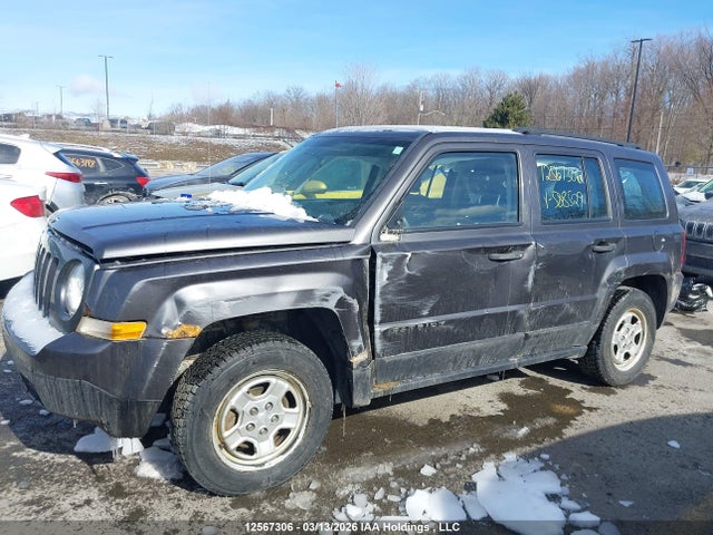 12567306 :رقم المزاد ، 1C4NJRAB8GD588529 vin ، 2016 Jeep Patriot Sport/north مزاد بيع