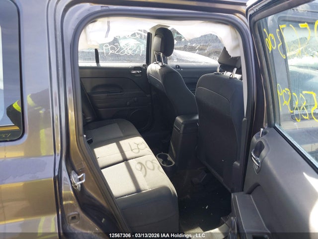 12567306 :رقم المزاد ، 1C4NJRAB8GD588529 vin ، 2016 Jeep Patriot Sport/north مزاد بيع
