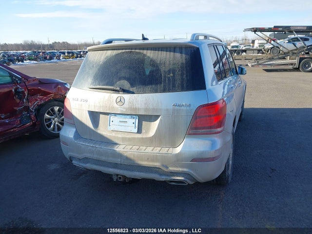 WDCGG8JB2EG211833 Mercedes-Benz Glk 350 4matic