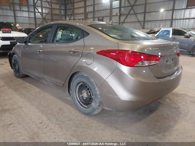 Продажа на аукционе авто 2012 Hyundai Elantra Gls/limited, vin: 5NPDH4AE0CH104586, номер лота: 12580637