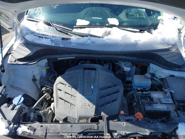 KNDJ33A13N7026983 KIA Soul Ev Limited