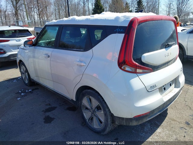 KNDJ33A13N7026983 KIA Soul Ev Limited