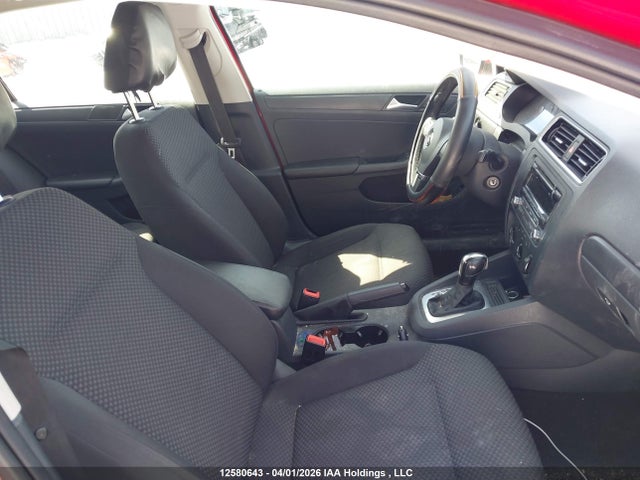 2014 Volkswagen Jetta 2.0l Trendline+ მანქანა იყიდება აუქციონზე, vin: 3VW2K7AJ3EM414846, აუქციონის ნომერი: 12580643