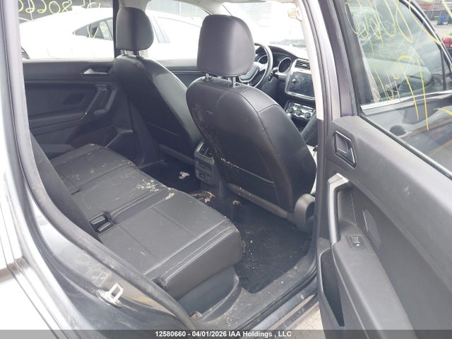 Aukcja sprzedaży 2018 Volkswagen Tiguan Comfortline, vin: 3VV2B7AX7JM179676, numer aukcji: 12580660