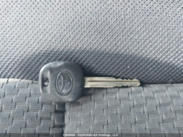 12580680 :رقم المزاد ، 2T1LR32E35C853339 vin ، 2005 Toyota Corolla Matrix Xr مزاد بيع