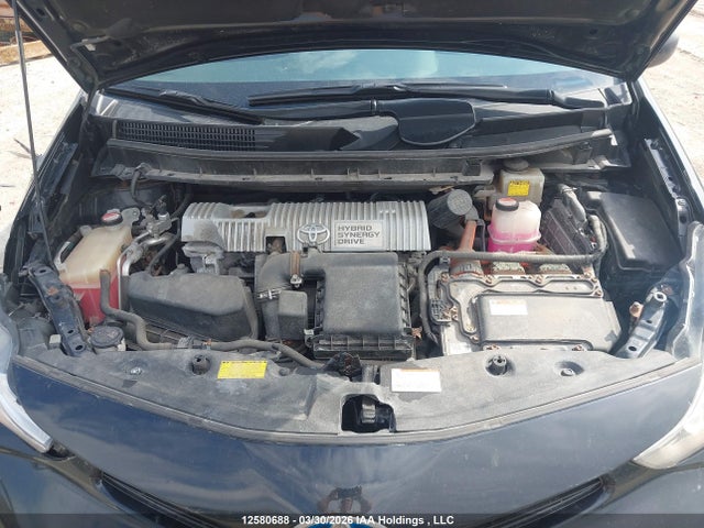 JTDZN3EU0FJ024839 Toyota PRIUS V