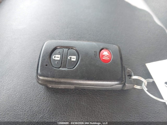 JTDZN3EU0FJ024839 Toyota PRIUS V