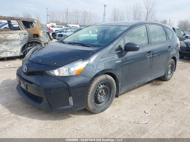 JTDZN3EU0FJ024839 Toyota PRIUS V