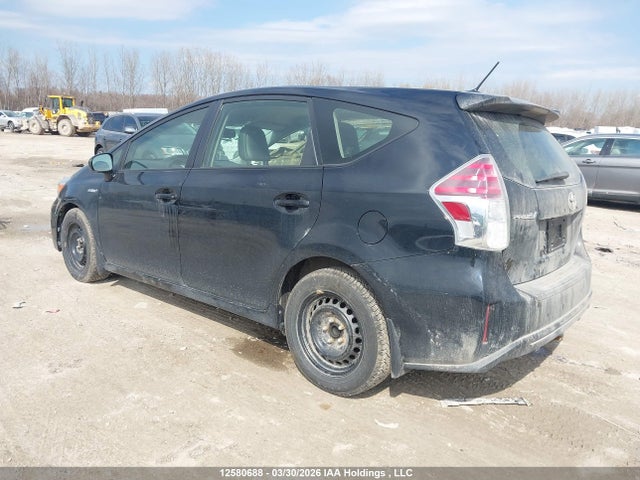 JTDZN3EU0FJ024839 Toyota PRIUS V