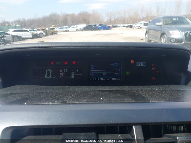 JTDZN3EU0FJ024839 Toyota PRIUS V