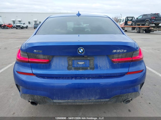 WBA5P9C0XNFM78977 BMW 330e Xdrive