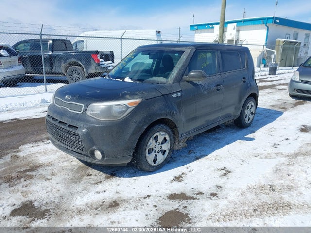12580744 :رقم المزاد ، KNDJN2A22F7204526 vin ، 2015 Kia Soul Lx/lx+ مزاد بيع