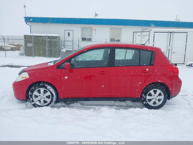 2011 Nissan Versa S/sl მანქანა იყიდება აუქციონზე, vin: 3N1BC1CP7BL469724, აუქციონის ნომერი: 12580793