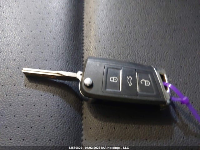 3VW217AUXGM010121 Volkswagen Golf S/se/sel