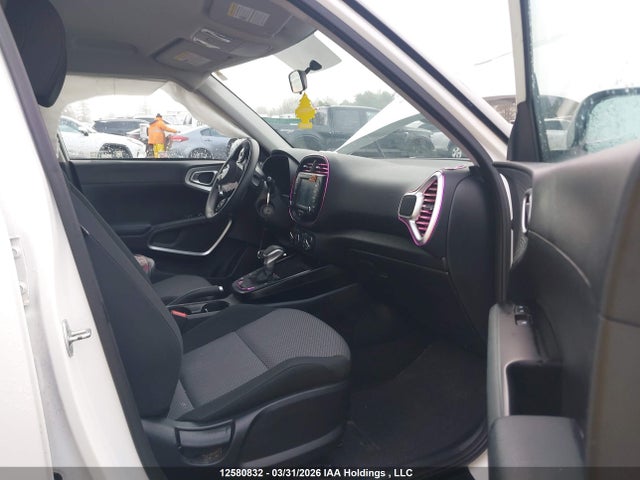 KNDJ23AU3M7149095 KIA Soul Lx/x Line/s