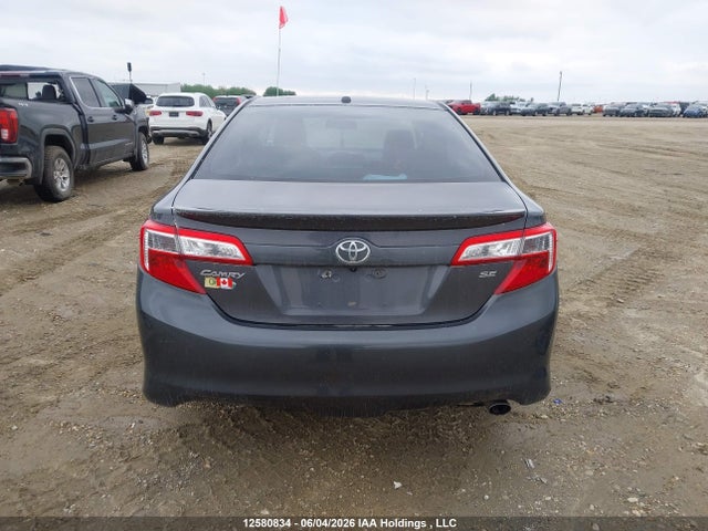 12580834 :رقم المزاد ، 4T1BF1FK4CU144861 vin ، 2012 Toyota Camry Se/le/xle مزاد بيع