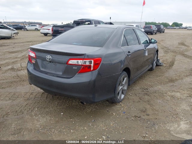 12580834 :رقم المزاد ، 4T1BF1FK4CU144861 vin ، 2012 Toyota Camry Se/le/xle مزاد بيع