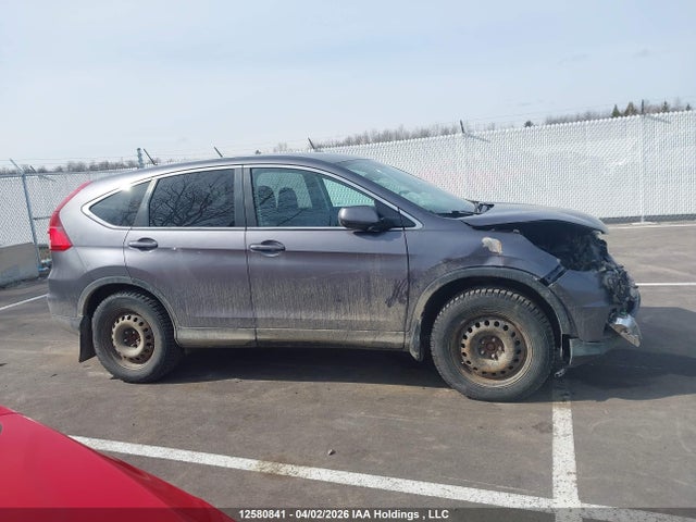 2HKRM4H42GH117313 Honda CR-V SE
