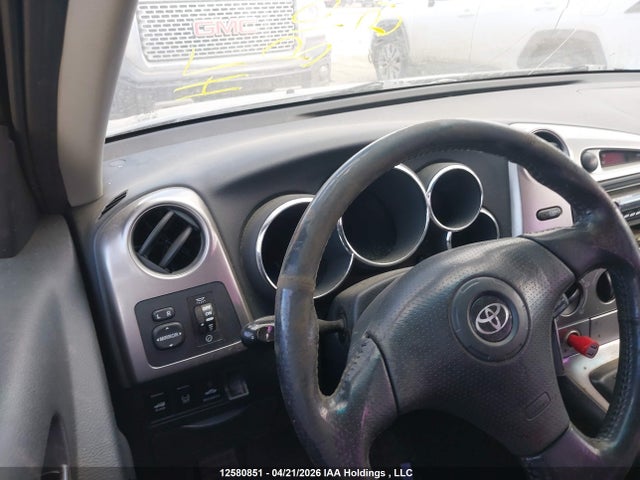 12580851 :رقم المزاد ، 2T1KR32E45C873773 vin ، 2005 Toyota Matrix Xr مزاد بيع