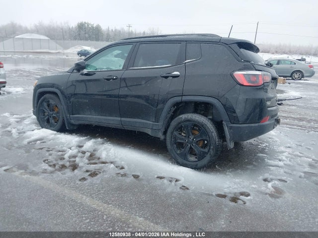 3C4NJDBB8JT453408 Jeep Compass North