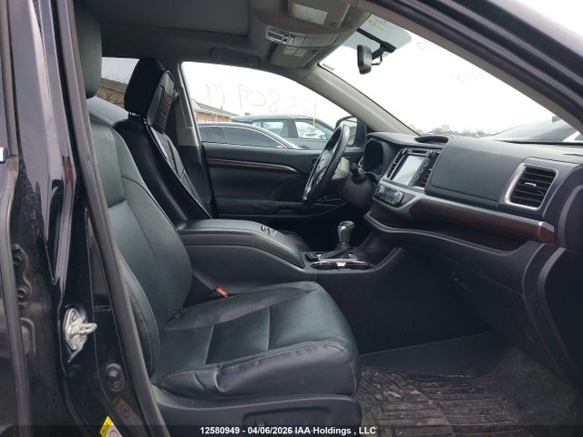 2014 Toyota Highlander Limited მანქანა იყიდება აუქციონზე, vin: 5TDDKRFH8ES060030, აუქციონის ნომერი: 12580949