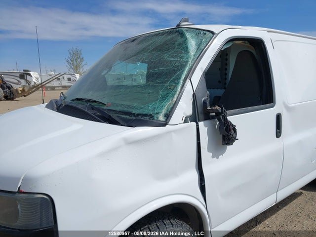 1GCWGAFP8P1105910 Chevrolet Express