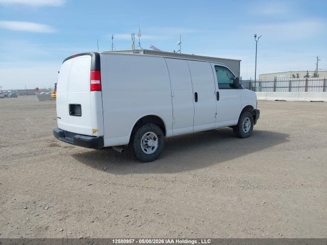 1GCWGAFP8P1105910 Chevrolet Express