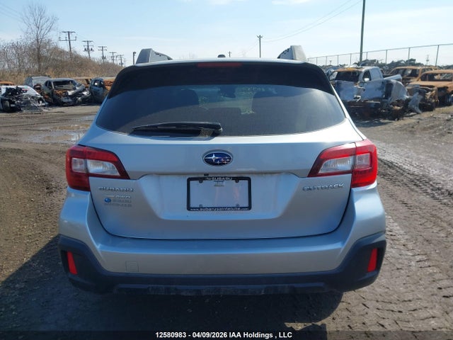 12580983 :رقم المزاد ، 4S4BSDDC8J3204703 vin ، 2018 Subaru Outback 2.5i Premium مزاد بيع
