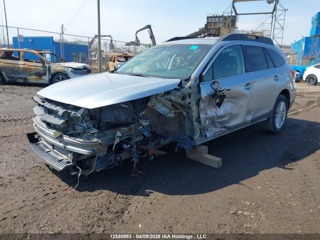 12580983 :رقم المزاد ، 4S4BSDDC8J3204703 vin ، 2018 Subaru Outback 2.5i Premium مزاد بيع