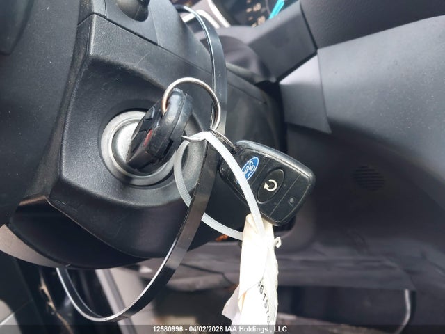 1FMCU9G90HUA55445 Ford ESCAPE SE