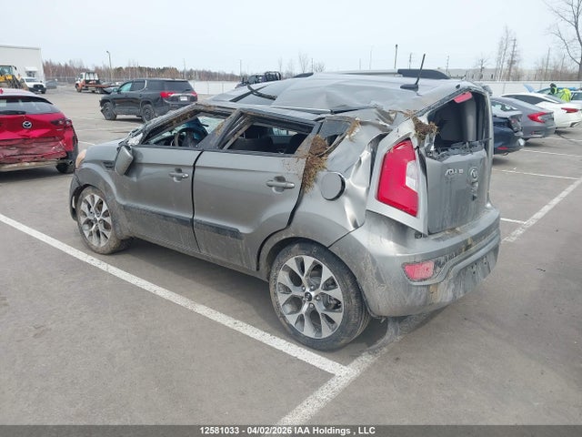 2013 Kia Soul 2.0l 2u/2.0l 4u/2.0l 4u Burner/2.0l 4u Luxury/2.0l 4u Retro მანქანა იყიდება აუქციონზე, vin: KNDJT2A68D7601535, აუქციონის ნომერი: 12581033