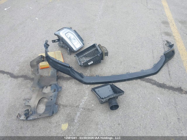 3GTU2MECXJG144562 GMC Sierra 1500 Sle