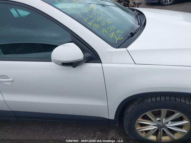12581047 :رقم المزاد ، WVGJV3AX4EW514758 vin ، 2014 Volkswagen Tiguan S/se/sel/r-line مزاد بيع