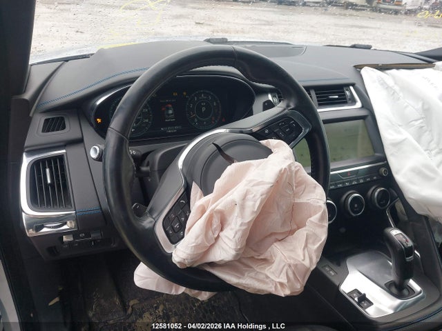 SADFL2GXXJ1Z10240 Jaguar E-Pace