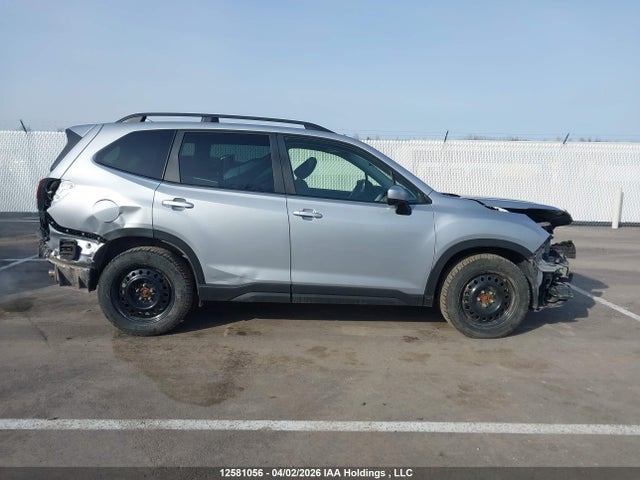 12581056 :رقم المزاد ، JF2SKEJC2MH524672 vin ، 2021 Subaru Forester Touring مزاد بيع