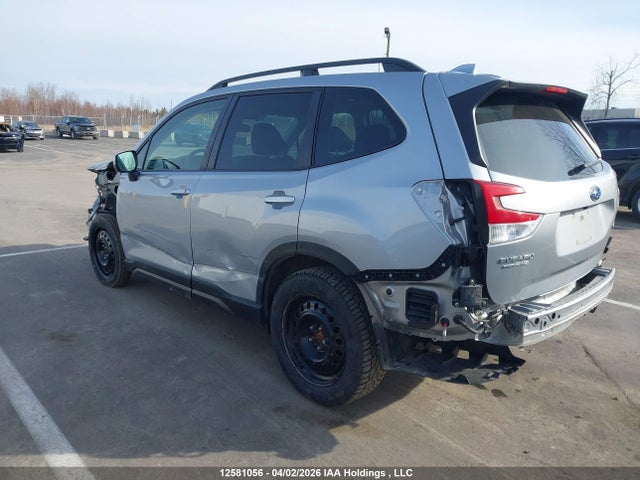 12581056 :رقم المزاد ، JF2SKEJC2MH524672 vin ، 2021 Subaru Forester Touring مزاد بيع
