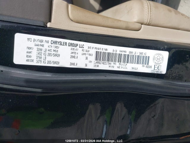 12581072 :رقم المزاد ، 1J4RR6GT4BC517944 vin ، 2011 Jeep Grand Cherokee Overland مزاد بيع