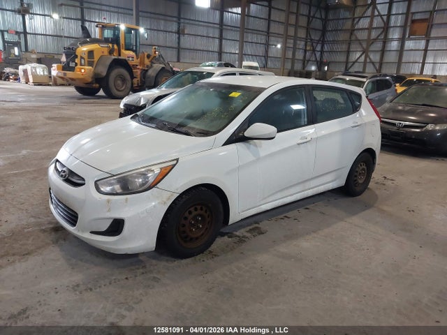 12581091 :رقم المزاد ، KMHCT5AE9GU262660 vin ، 2016 Hyundai Accent Se مزاد بيع