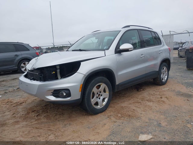 WVGNV7AX5HW500767 Volkswagen Tiguan Wolfsburg Edition