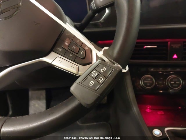 3VWGM7BUXRM011994 Volkswagen Jetta Highline